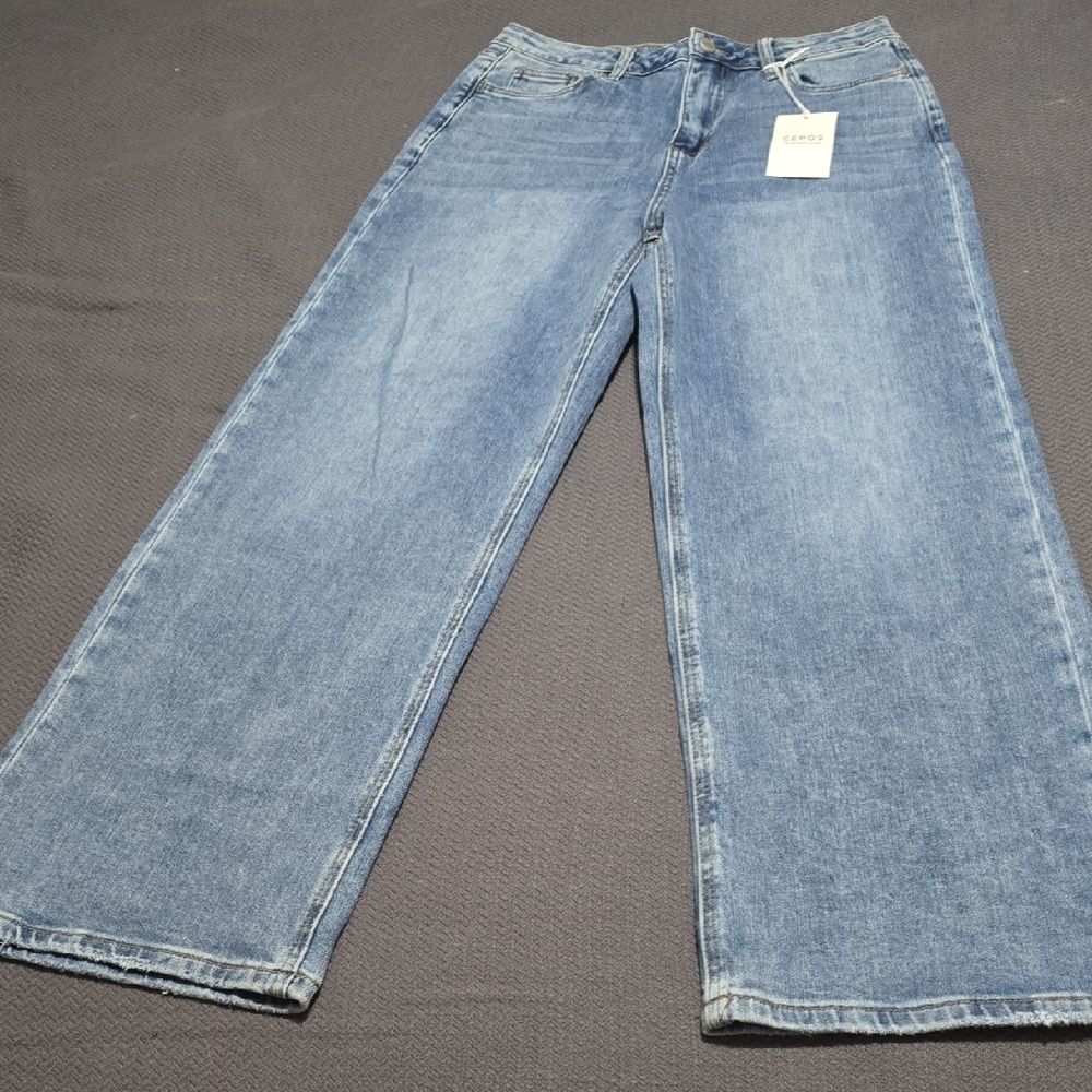 Wide Leg Light Blue Denim Jeans